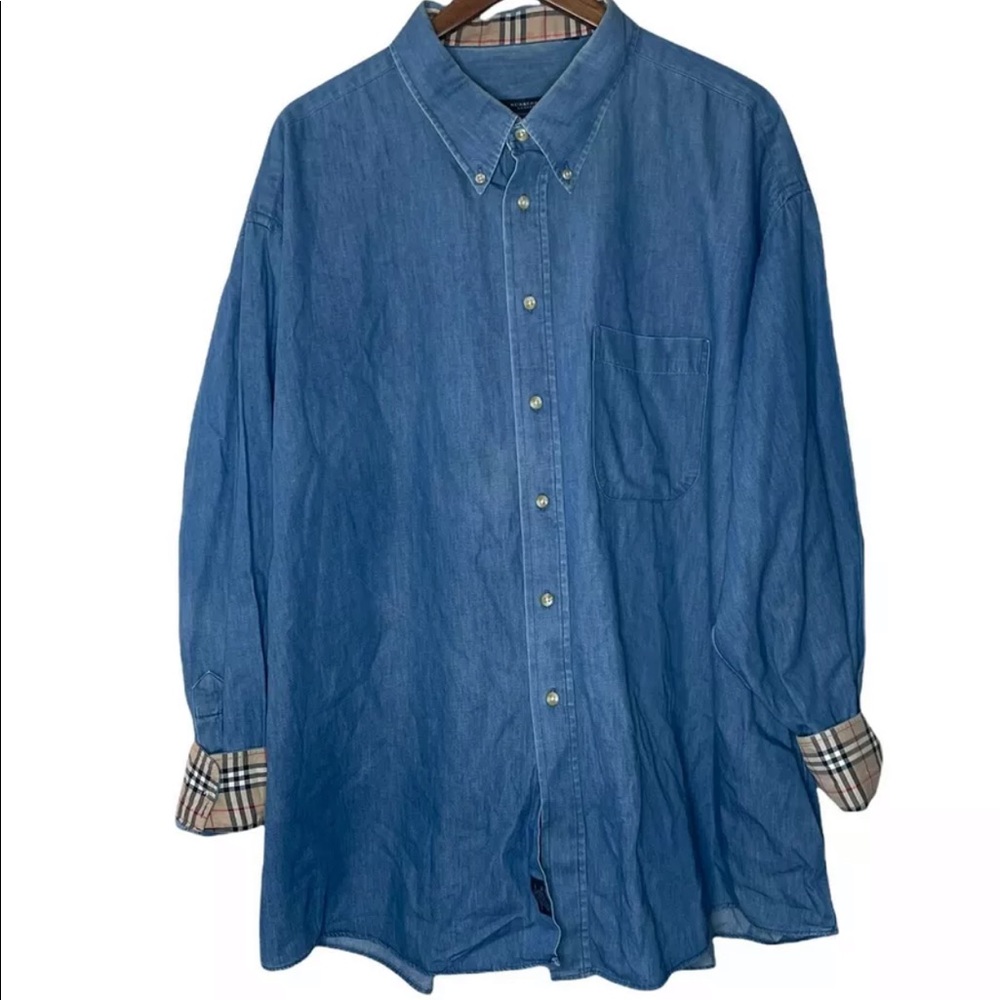 Gently used Burberry shirt 5xl
